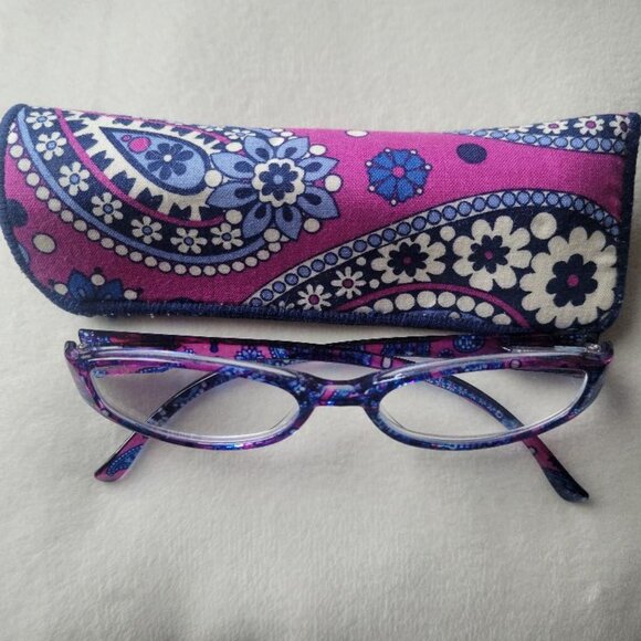 Vera Bradley Boysenberry Soft Eyeglass Case & Matching Reading Glasses (+1.75) - Picture 1 of 3
